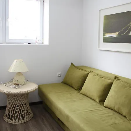 Apartment Center Star
